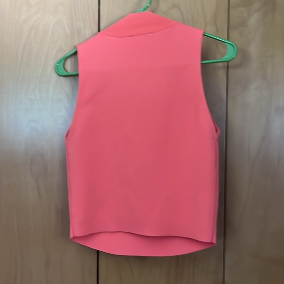 House of Harlow 1960 mock neck sweater tank - Picture 3 of 3